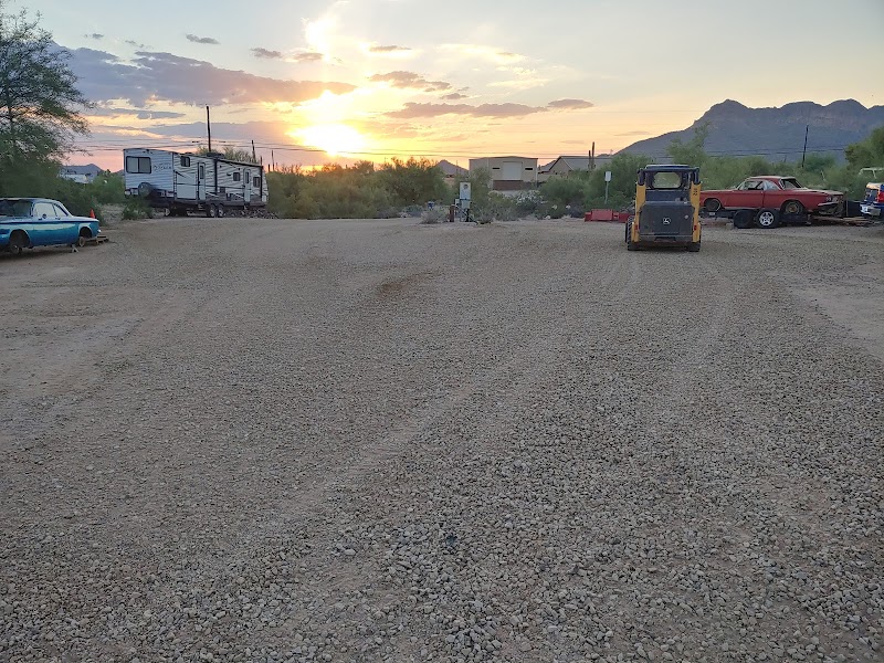 Lloyd Gravel Solutions LLC