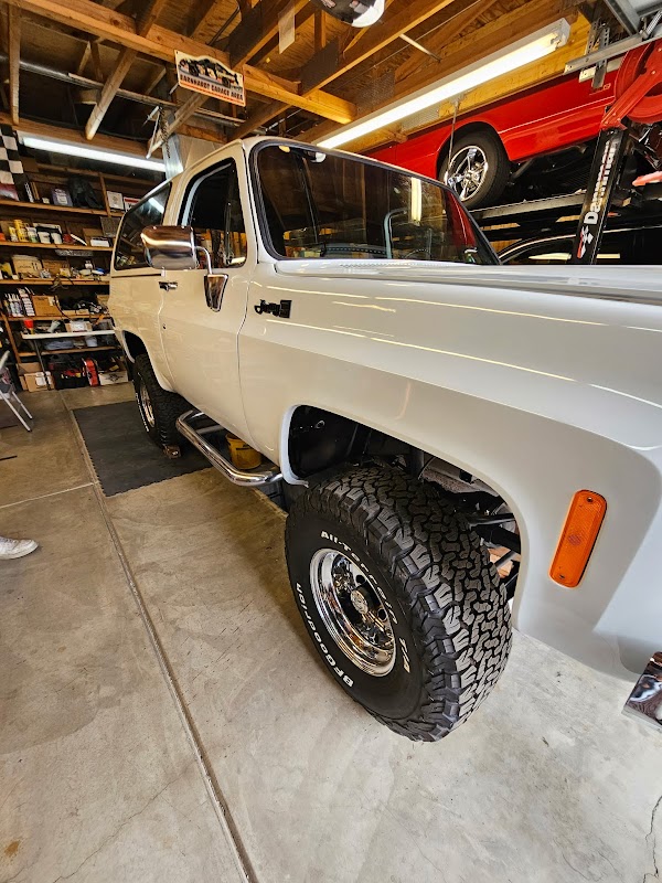 Phoenix Auto Glass LLC