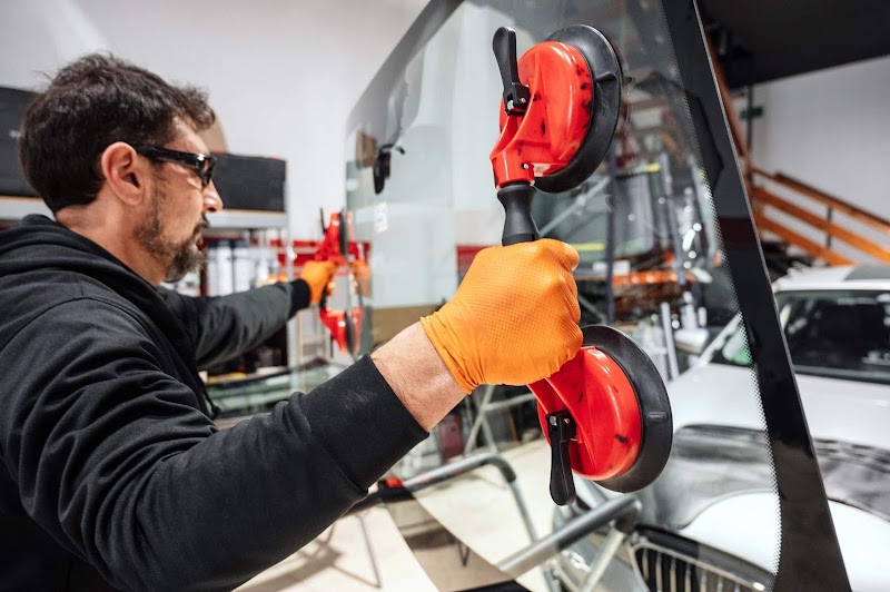 High Tech Auto Glass - windshield replacement in phoenix