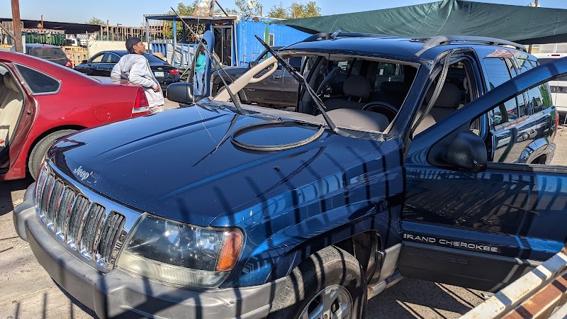 Beto's auto Glass