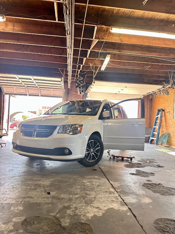 ORTIZ AUTO GLASS LLC