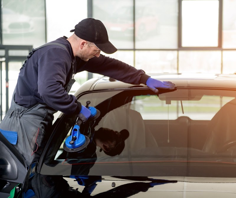 Francis and Sons Auto Glass