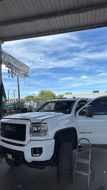 DANYS AUTO GLASS