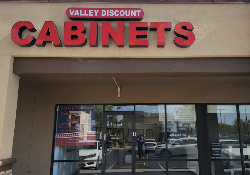 Valley Discount Cabinets & Kitchen Cabinets Showroom