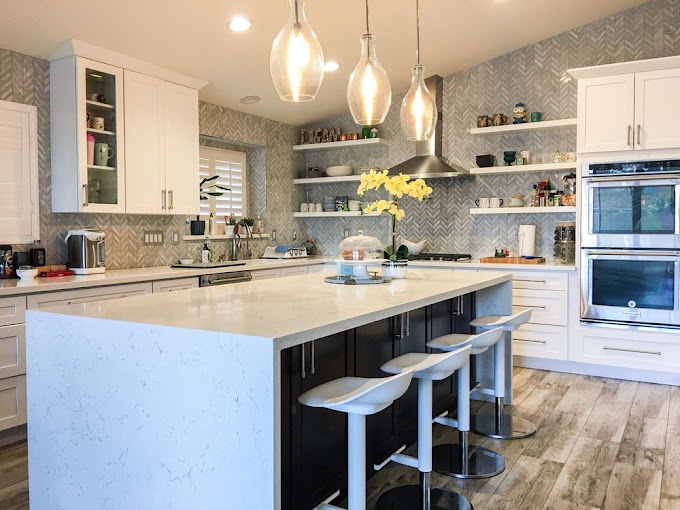 Design & Stone International (Cabinets and Countertops)