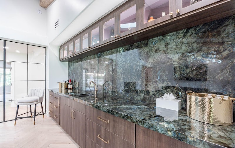 Everest Granite and Cabinets