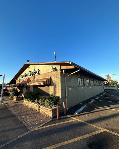 Red Desert Gutters and Shade LLC