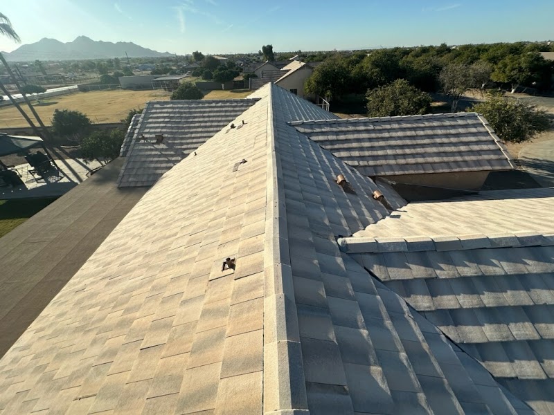 Rob's Roofing LLC