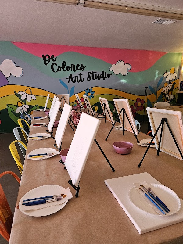 De Colores Art Studio