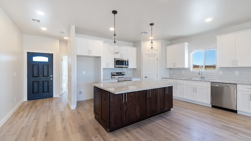 Esmeralda Construction LLC